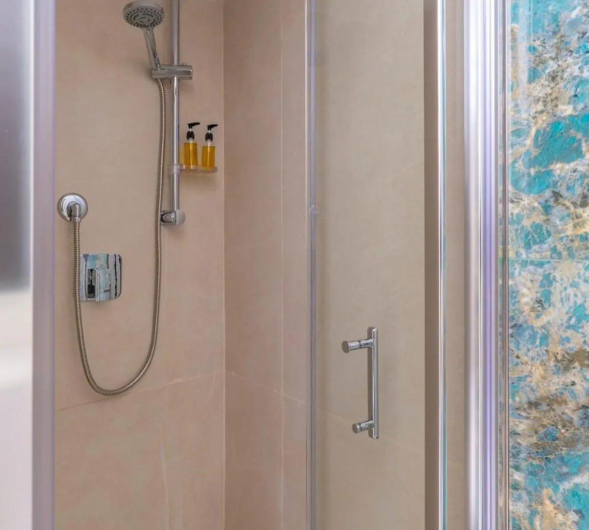 Large Two-Room Apartment Within Walking Distance Of The Teatro Massimo Palermo İtalya