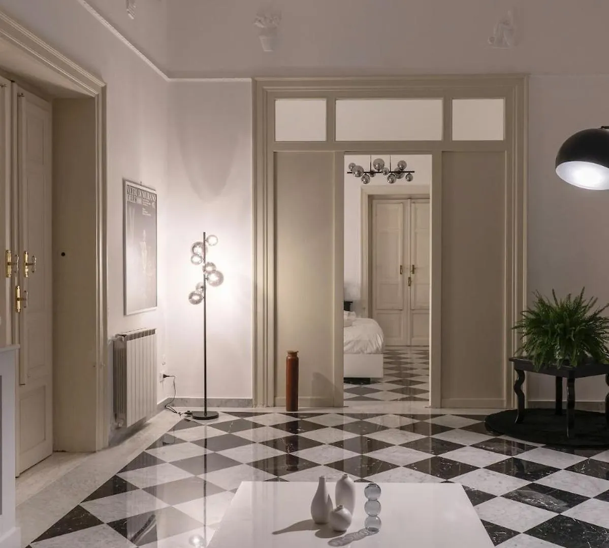 Large Two-Room Apartment Within Walking Distance Of The Teatro Massimo 팔레르모